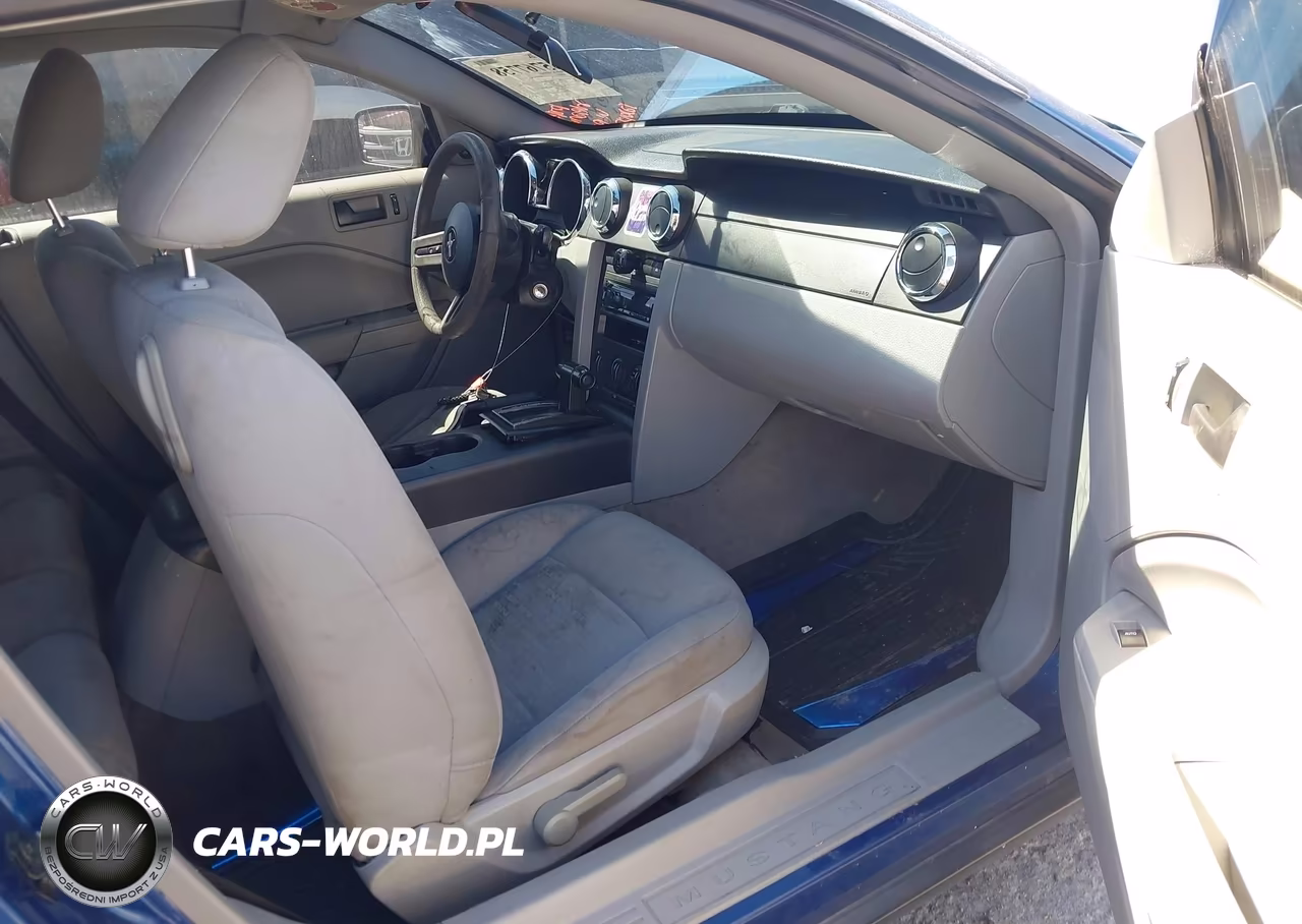 2007 Ford Mustang V6 Deluxe-V6 Premium VIN:1ZVFT80N575270735 - 5