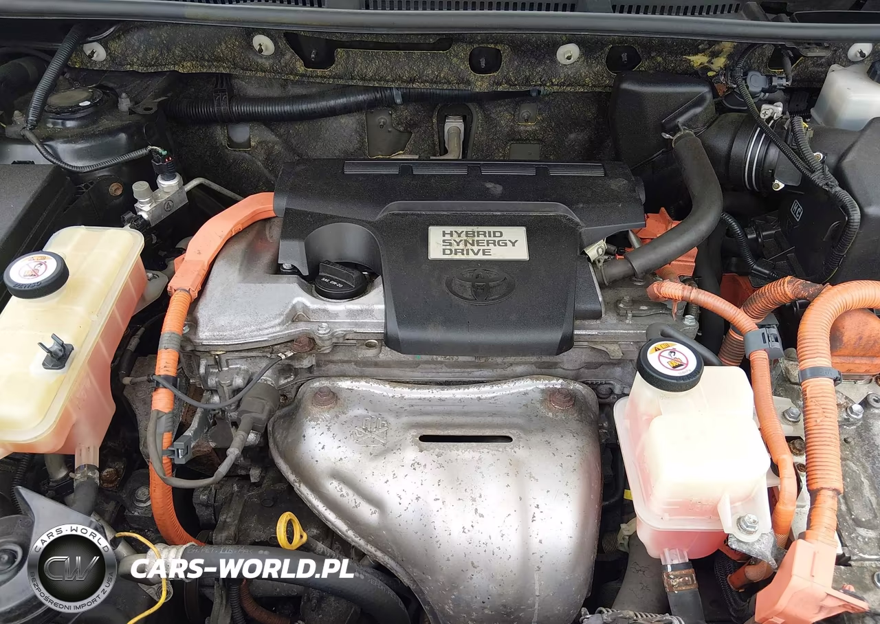 2018 Toyota Rav4 Hybrid Le VIN:JTMRJREVXJD258775 - 10