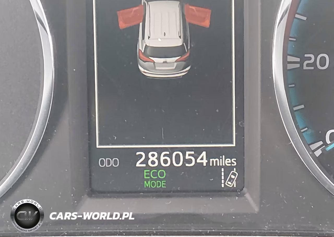 2018 Toyota Rav4 Hybrid Le VIN:JTMRJREVXJD258775 - 15