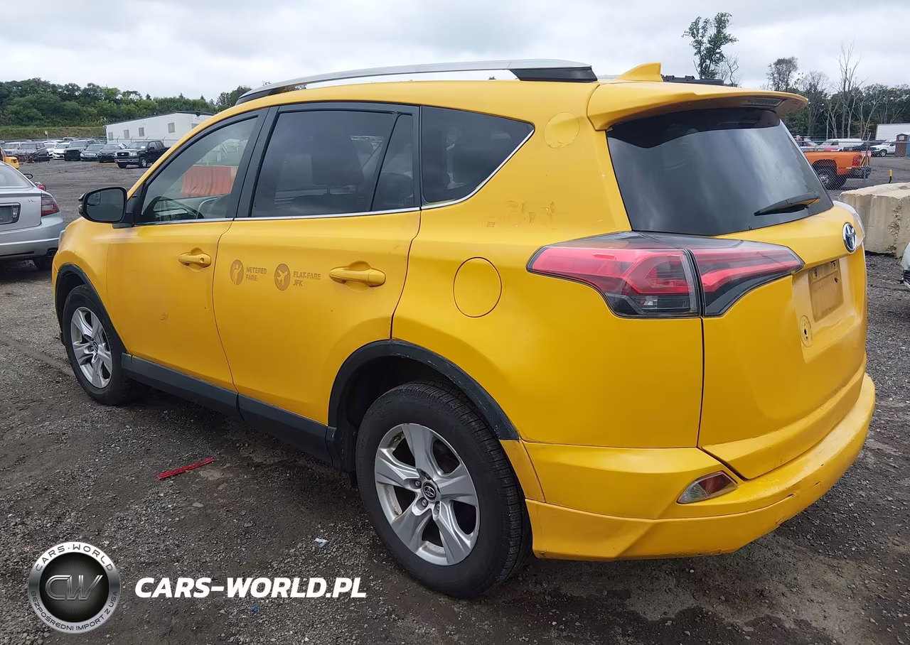 2018 Toyota Rav4 Hybrid Le VIN:JTMRJREVXJD258775 - 3