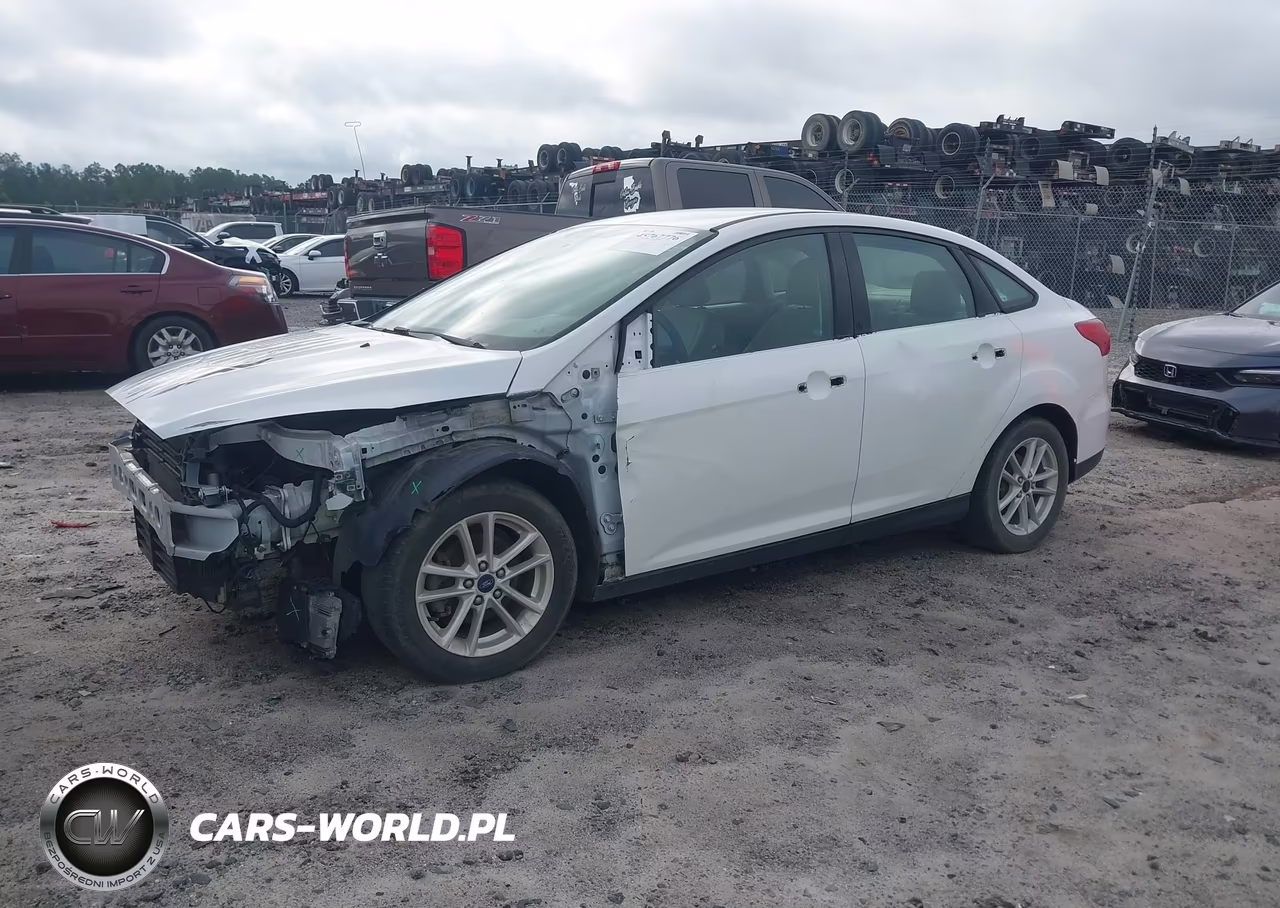 2017 Ford Focus Se VIN:1FADP3F22HL224233 - 2