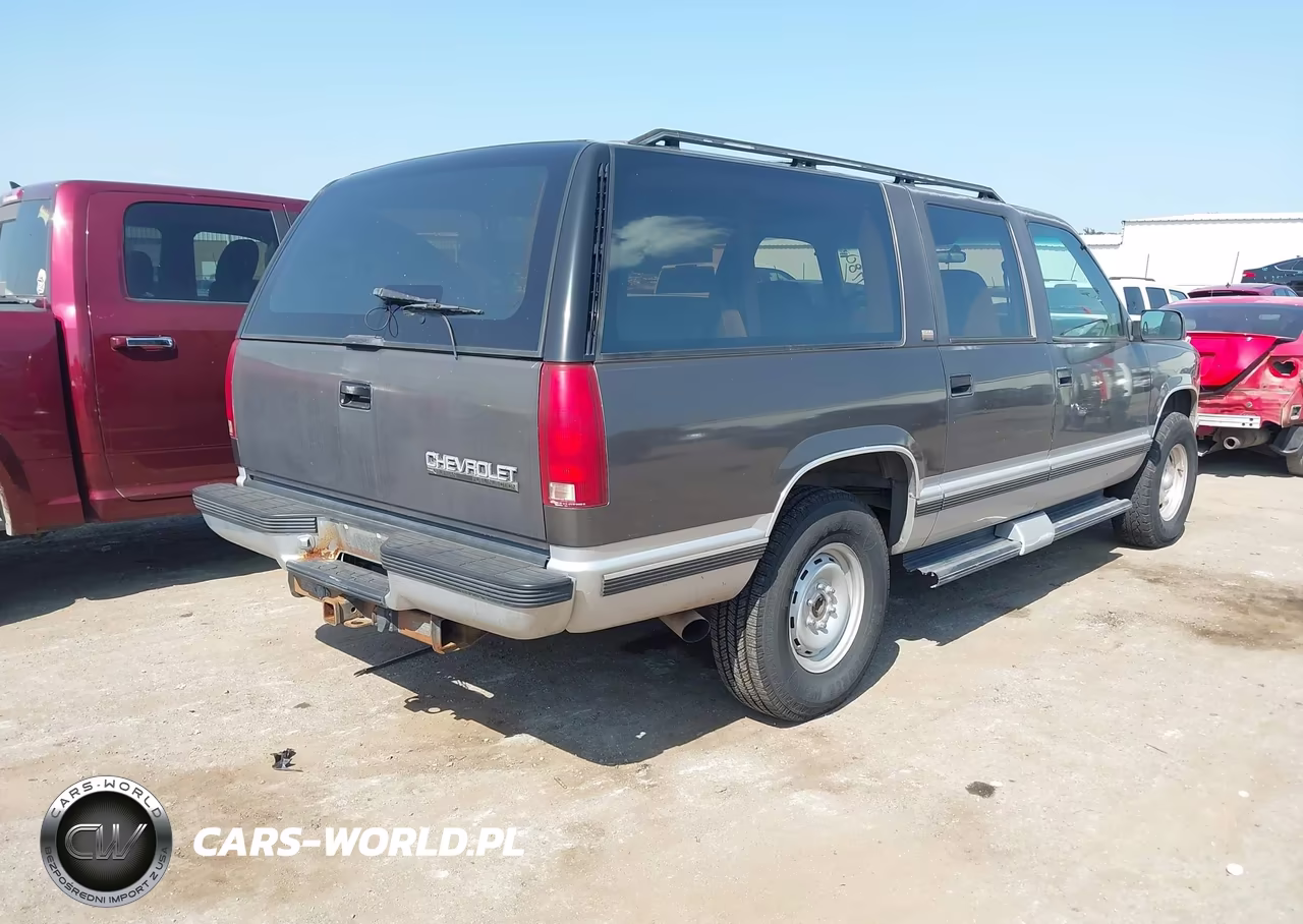1993 Chevrolet Suburban K1500 VIN:1GNFK16K7PJ403987 - 4
