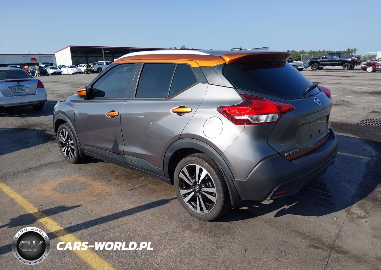 2019 Nissan Kicks Sv VIN:3N1CP5CU8KL471228 - 3