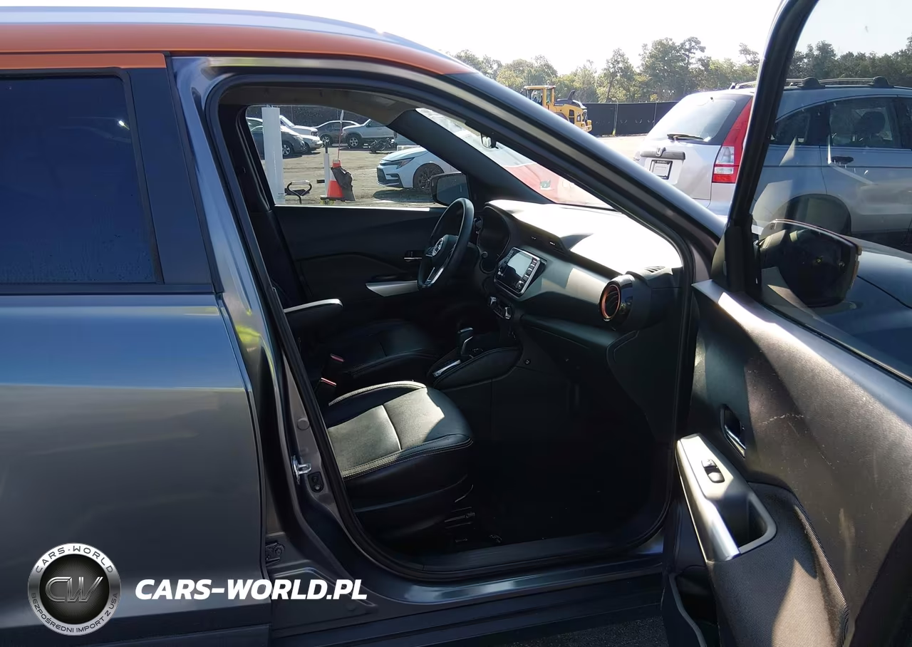 2019 Nissan Kicks Sv VIN:3N1CP5CU8KL471228 - 5