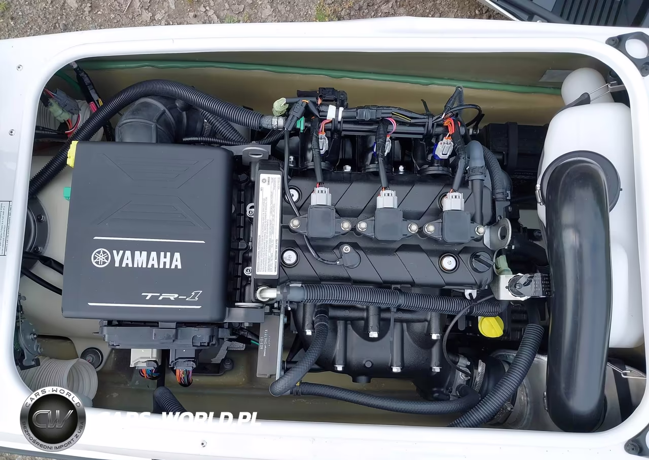 2025 Yamaha Superjet VIN:YAMH0024L425 - 10