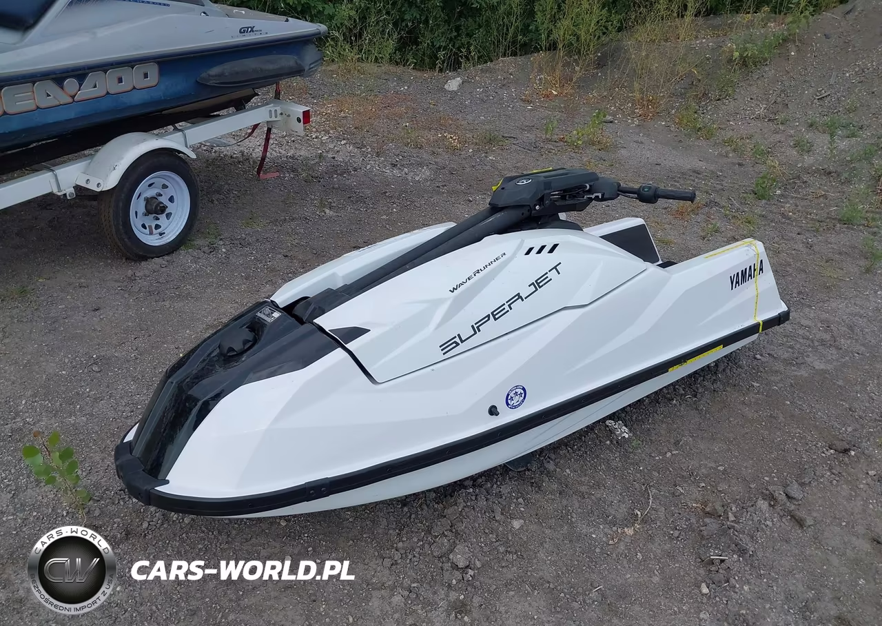 2025 Yamaha Superjet VIN:YAMH0024L425 - 2