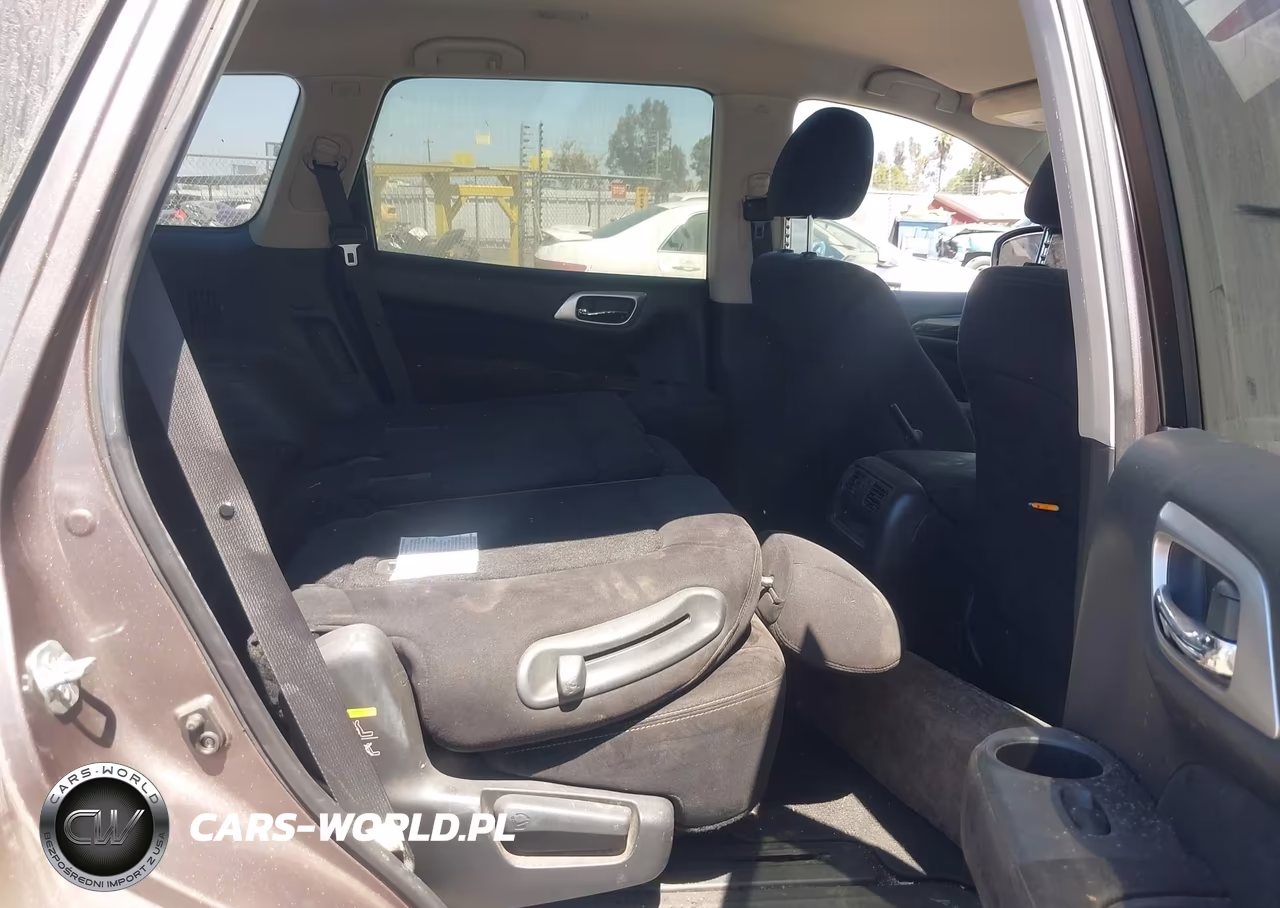 2014 Nissan Pathfinder S VIN:5N1AR2MN8EC640213 - 8