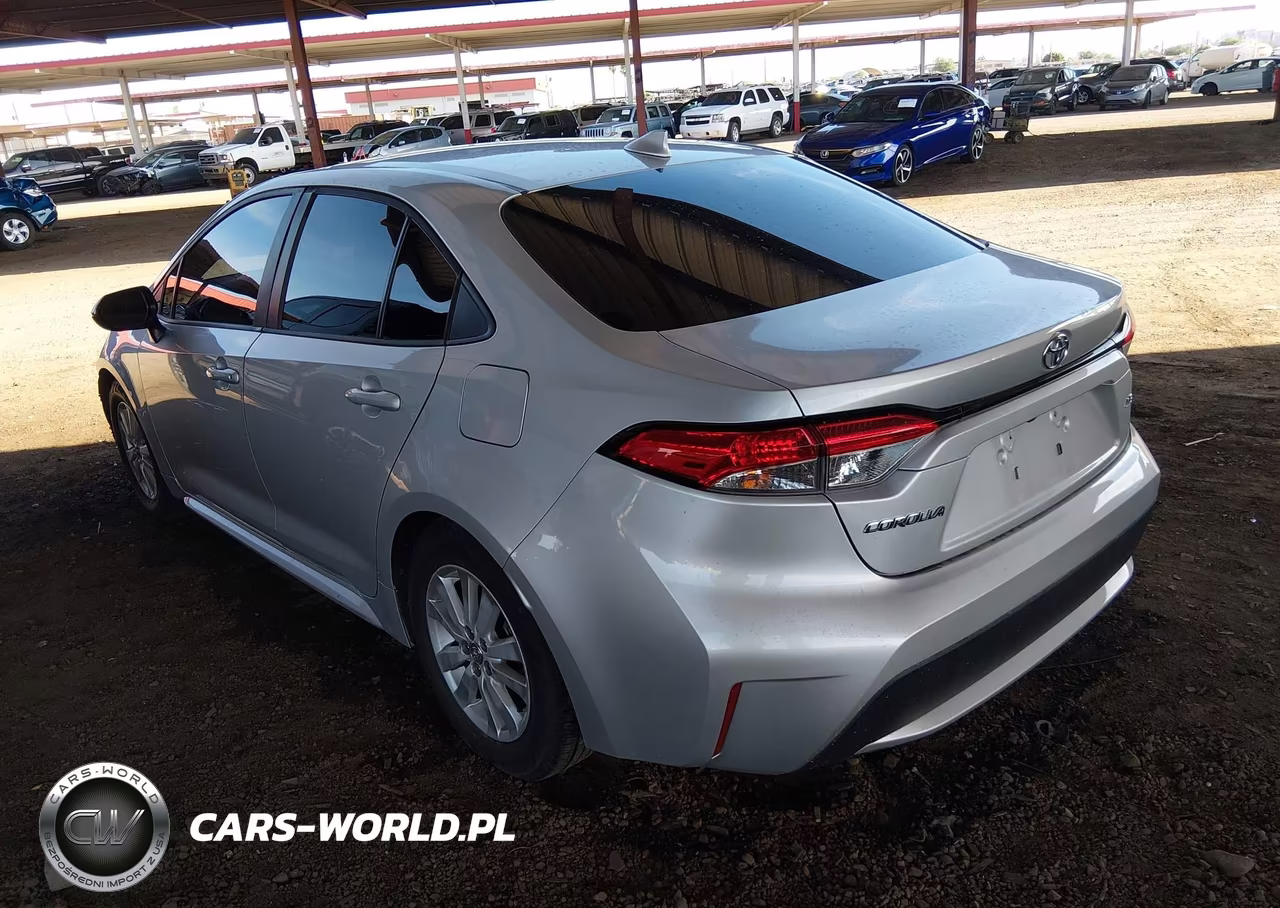 2020 Toyota Corolla Le VIN:5YFEPRAEXLP011601 - 3