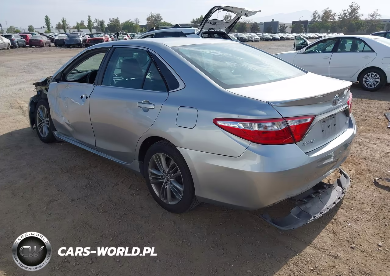 2015 Toyota Camry Se VIN:4T1BF1FK7FU908402 - 3
