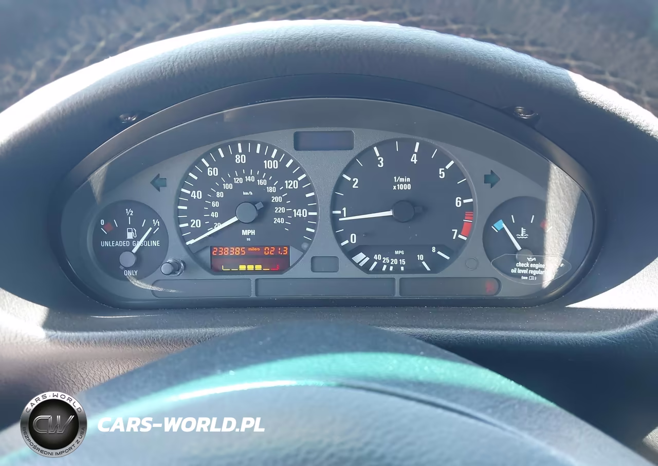 1999 BMW 323Ic VIN:WBABJ8333XEM23529 - 7
