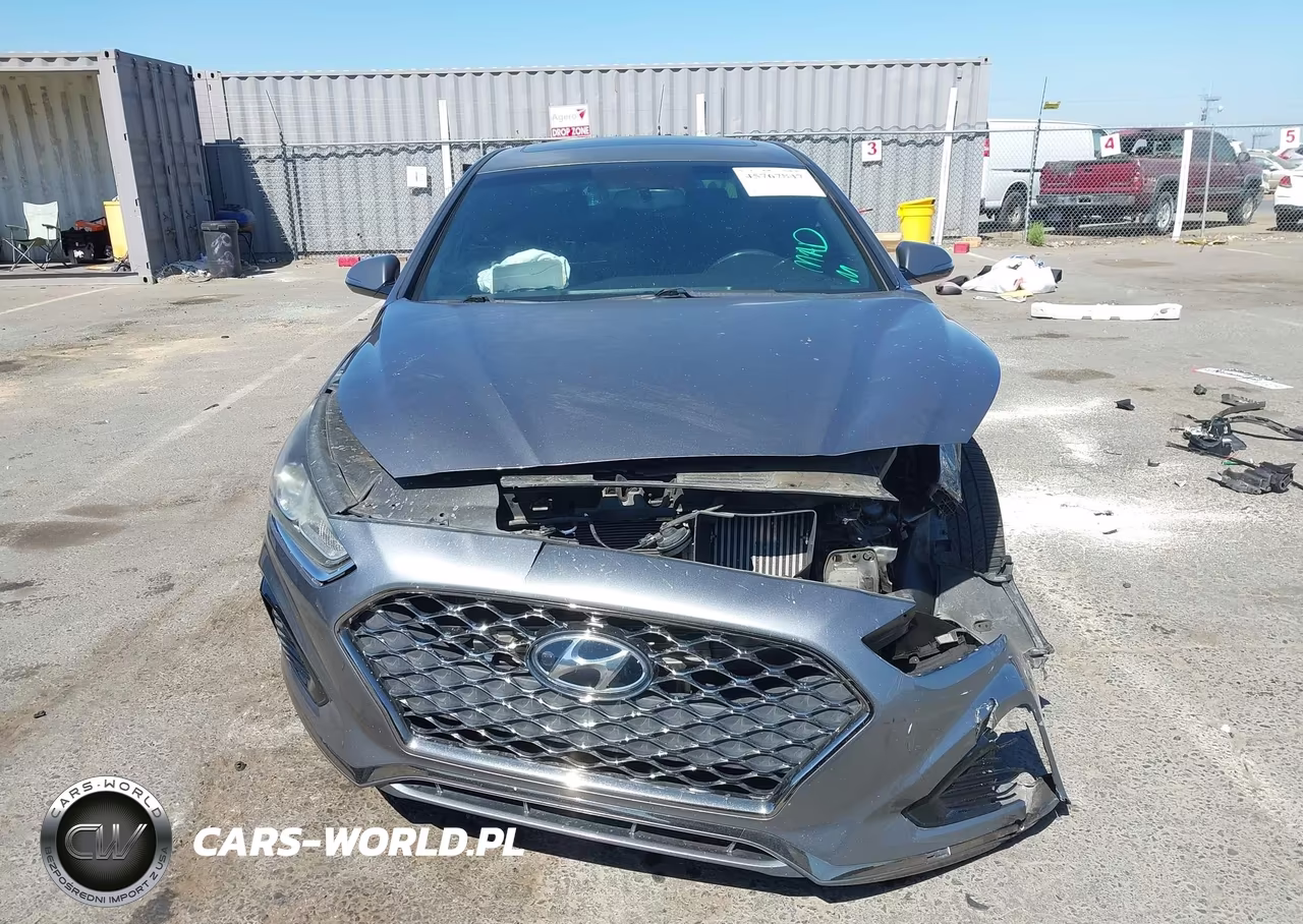 2018 Hyundai Sonata Sport 2.0T VIN:5NPE34AB4JH662057 - 12