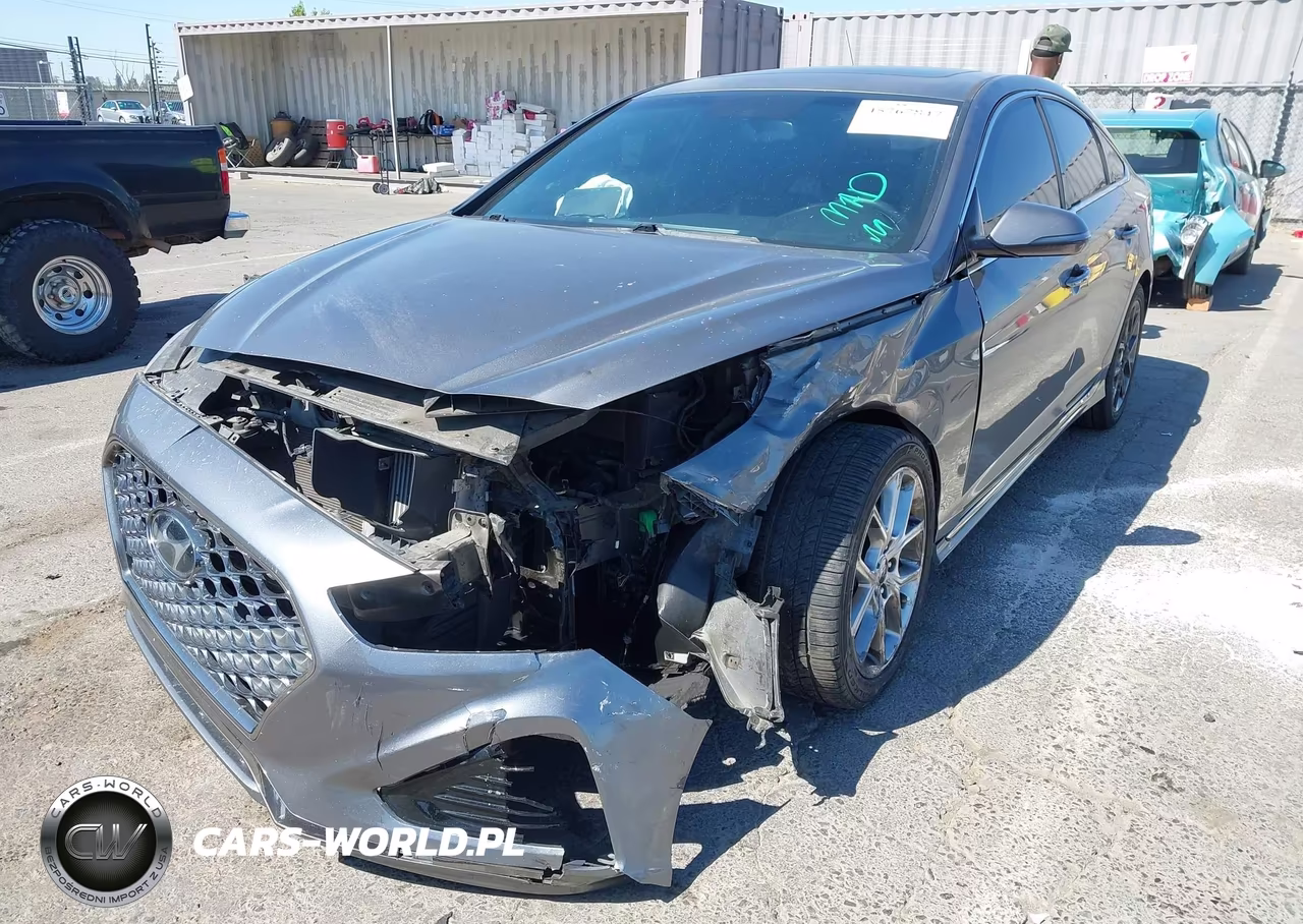 2018 Hyundai Sonata Sport 2.0T VIN:5NPE34AB4JH662057 - 6