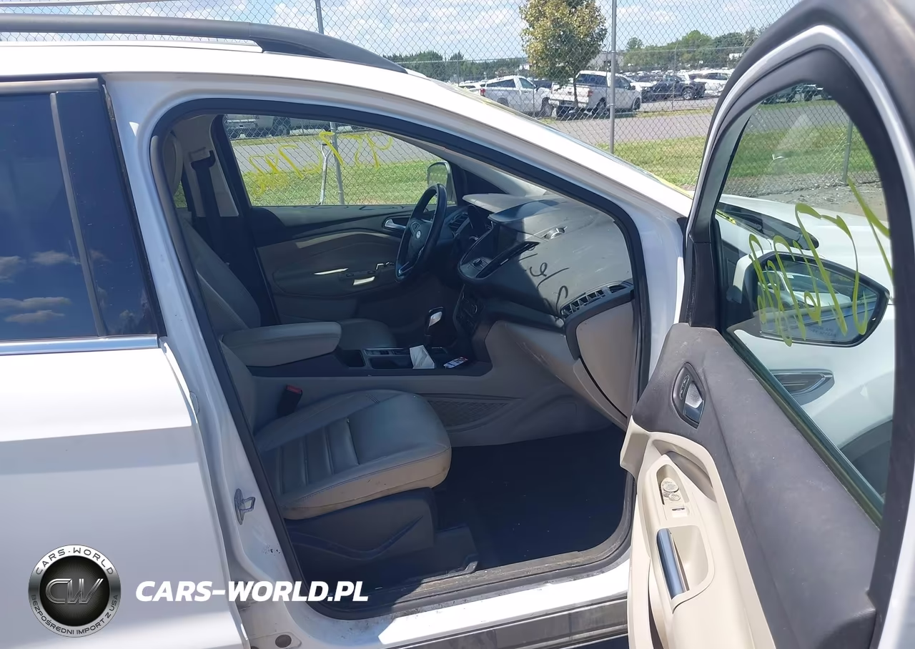 2019 Ford Escape Sel VIN:1FMCU9HD7KUB96099 - 5