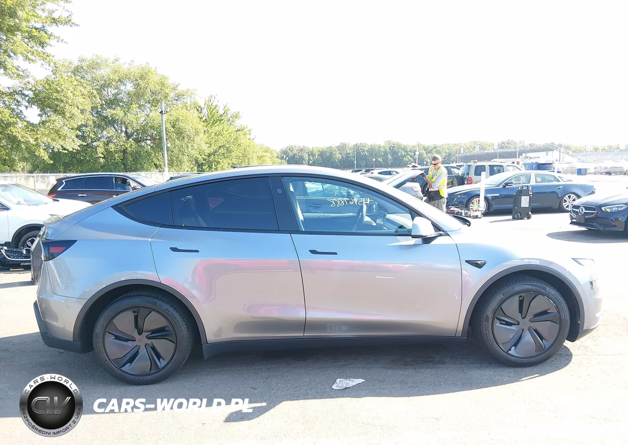 2026 Tesla Model Y Premium Rear-Wheel Drive-Rear-Wheel Drive VIN:7SAYGDED7TA437713 - 14