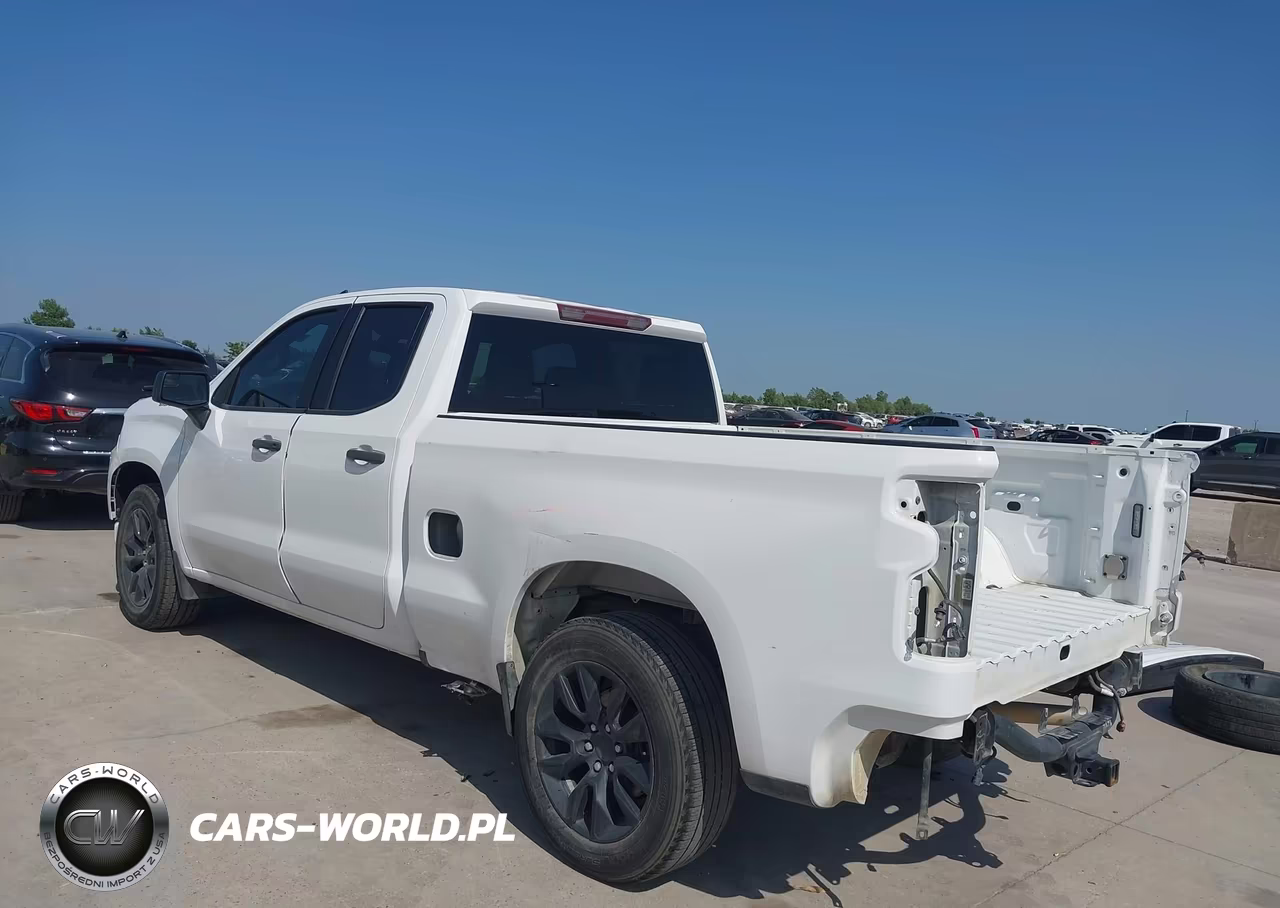 2021 Chevrolet Silverado 1500 2Wd Standard Bed Custom VIN:1GCRWBEKXMZ361149 - 3