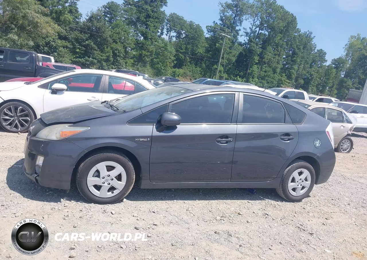 2011 Toyota Prius Two VIN:JTDKN3DU3B5324798 - 14