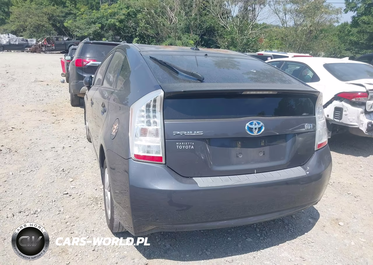 2011 Toyota Prius Two VIN:JTDKN3DU3B5324798 - 3