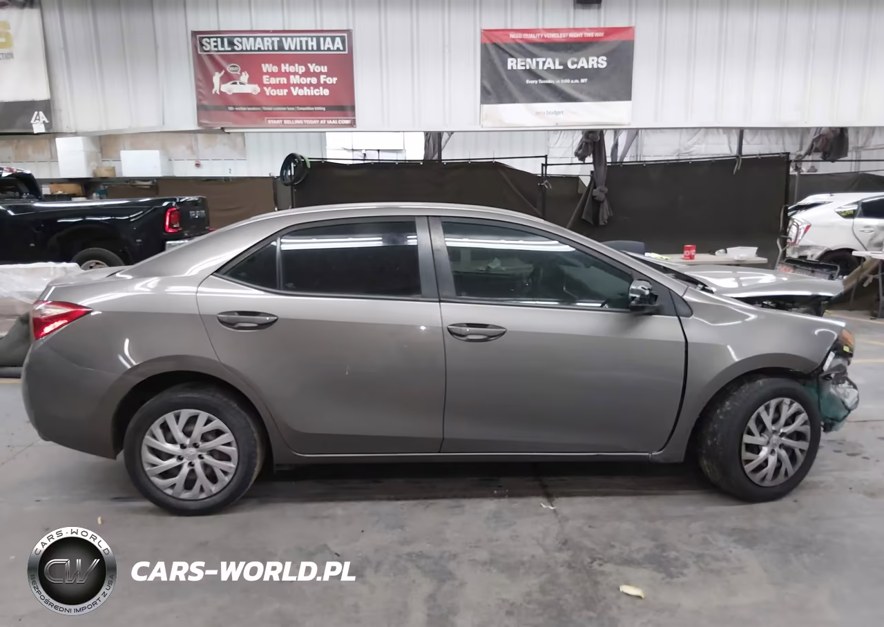 2019 Toyota Corolla Le VIN:5YFBURHEXKP900284 - 13