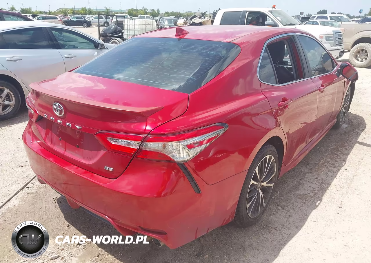 2019 Toyota Camry Se VIN:4T1B11HK5KU212787 - 4