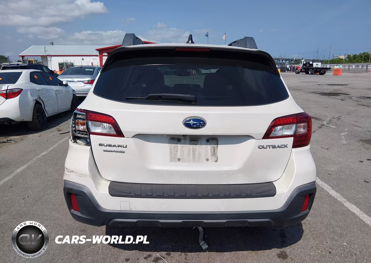 2019 Subaru Outback 2.5I Premium VIN:4S4BSAHC5K3265677 - 16