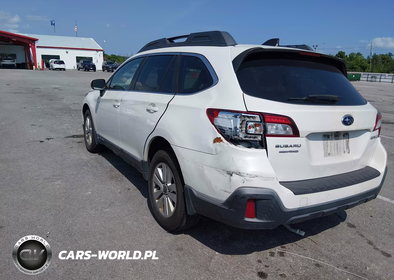 2019 Subaru Outback 2.5I Premium VIN:4S4BSAHC5K3265677 - 3