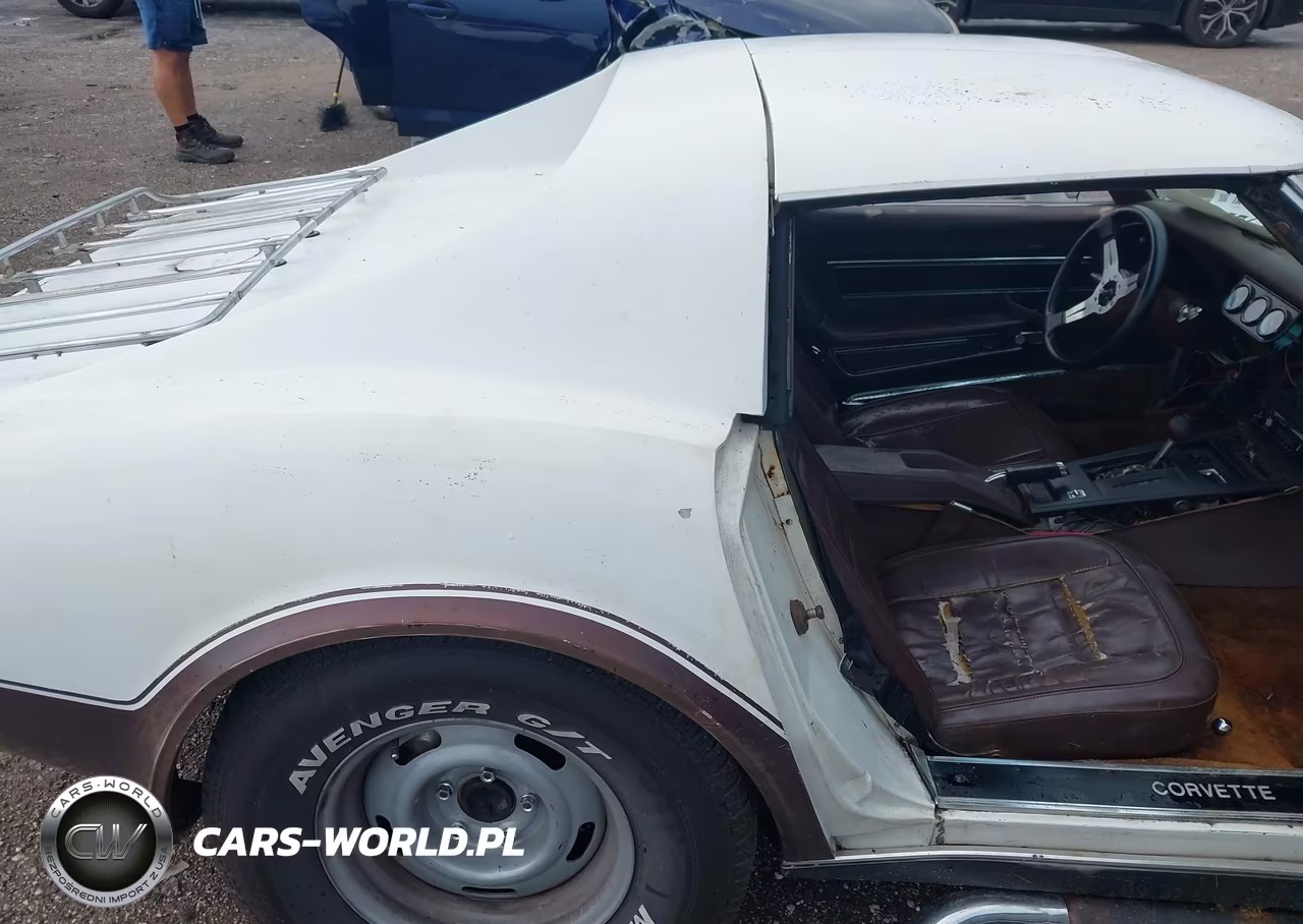 1977 Chevrolet Corvette VIN:1Z37L7S427973 - 8