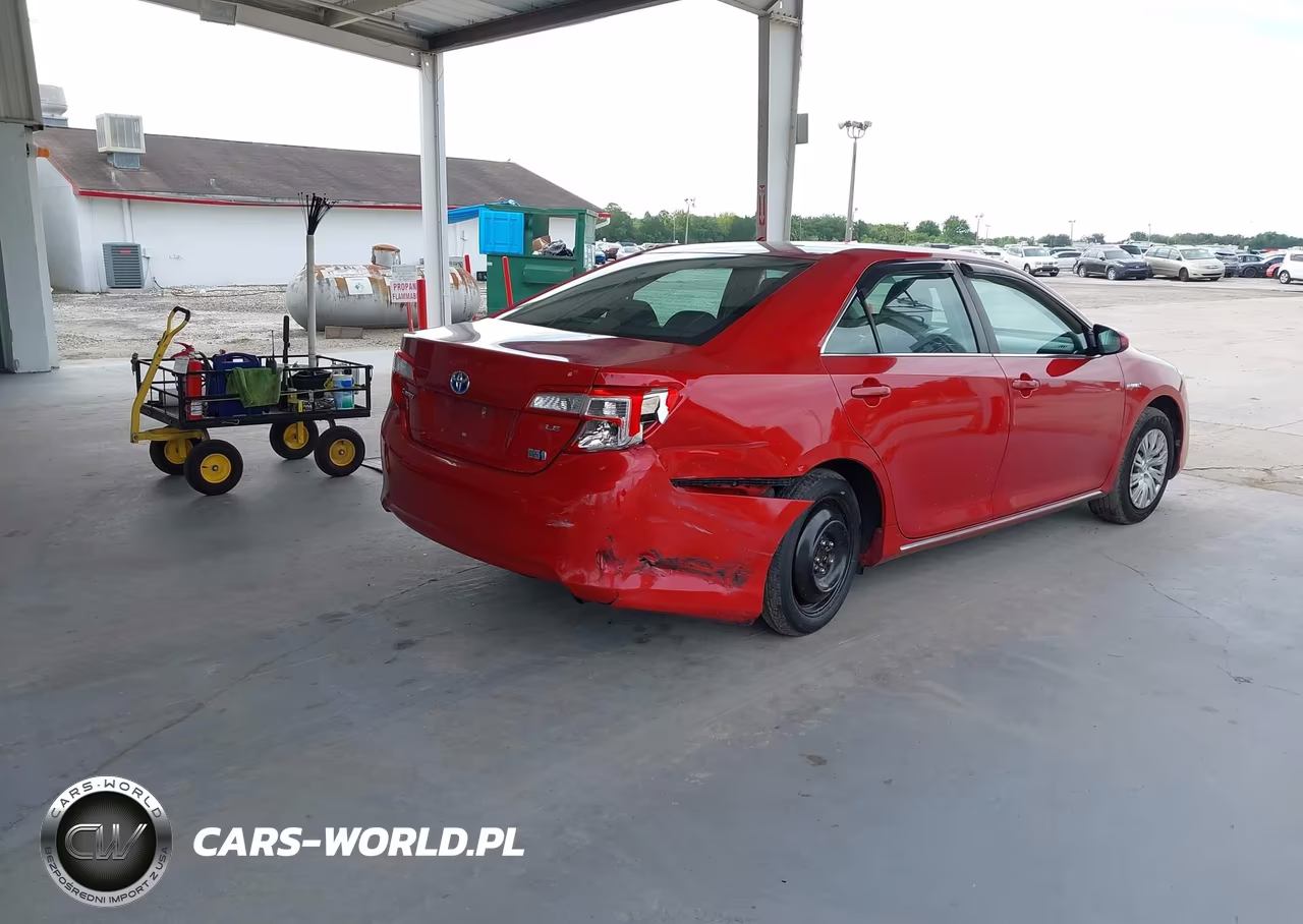 2014 Toyota Camry Hybrid Le VIN:4T1BD1FK0EU132831 - 4