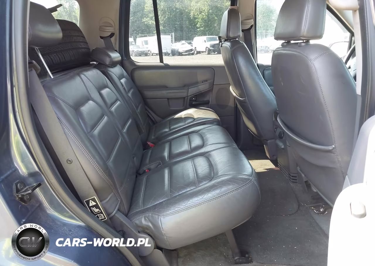 2002 Ford Explorer Xlt VIN:1FMDU73E92UC48311 - 8