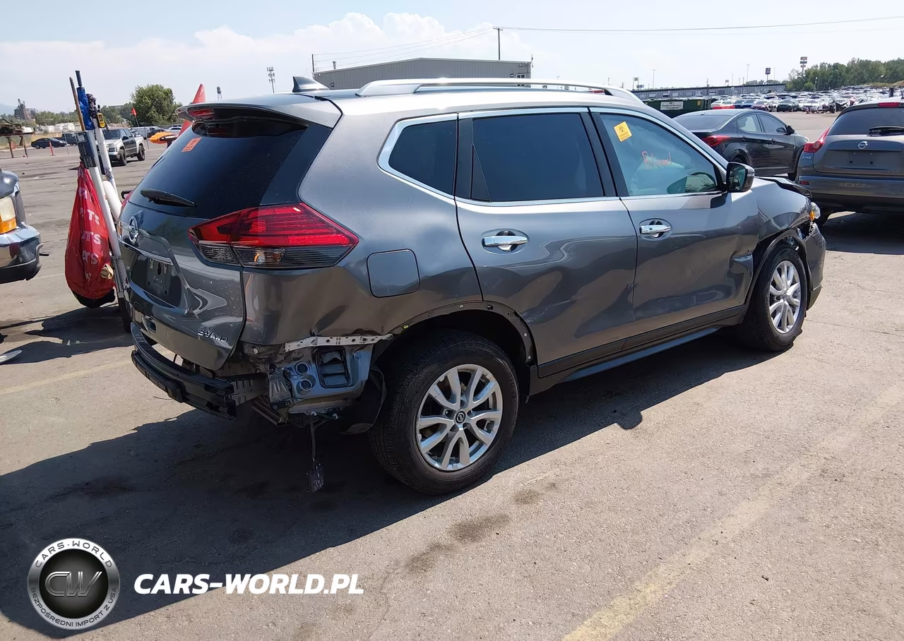 2017 Nissan Rogue Sv VIN:5N1AT2MV4HC849728 - 4