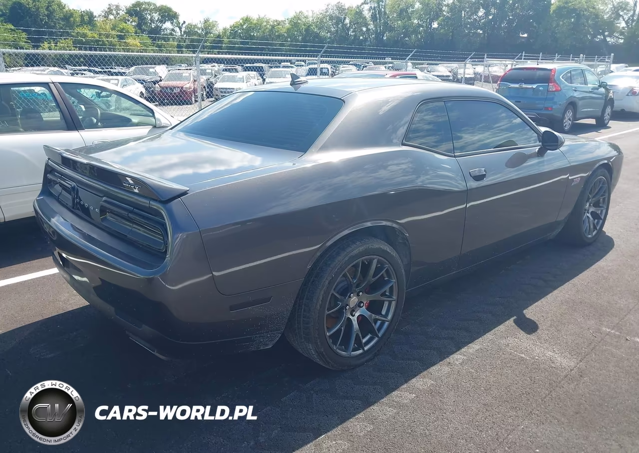 2015 Dodge Challenger Srt 392 VIN:2C3CDZDJ5FH761477 - 4
