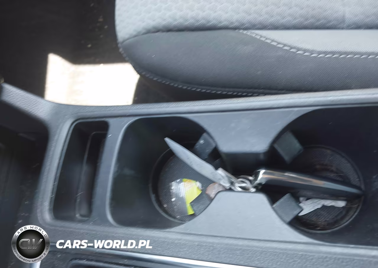 2019 Ford Escape Se VIN:1FMCU0GD9KUB98255 - 11