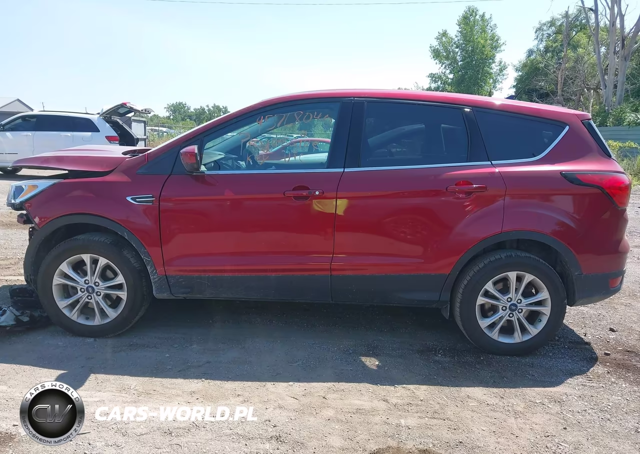 2019 Ford Escape Se VIN:1FMCU0GD9KUB98255 - 15