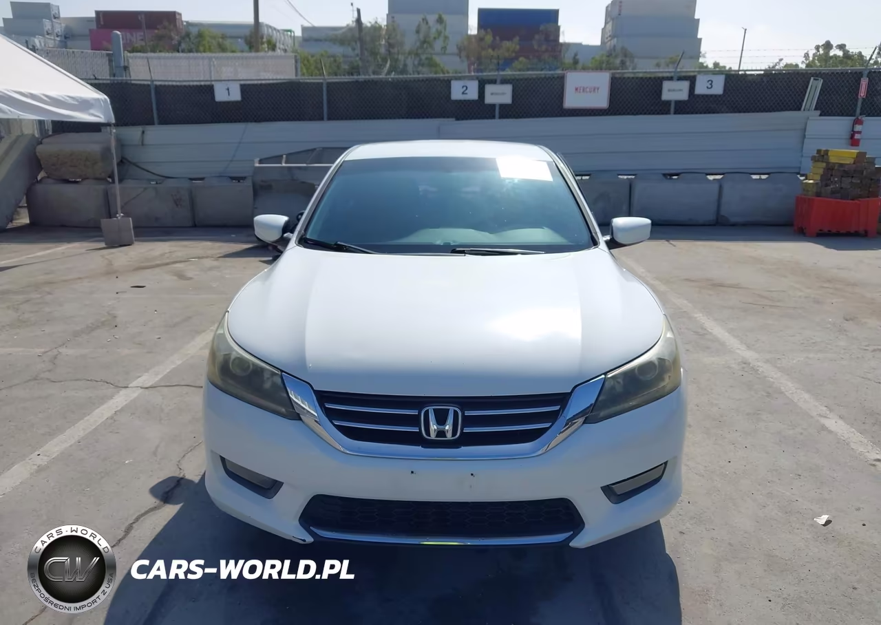 2015 Honda Accord Sport VIN:1HGCR2F59FA114570 - 12
