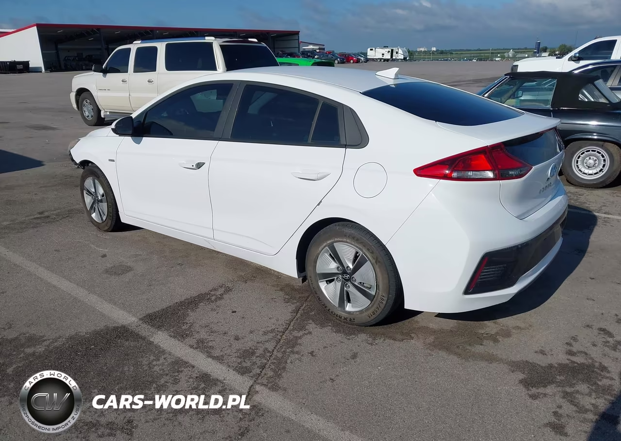 2018 Hyundai Ioniq Hybrid Blue VIN:KMHC65LC5JU075572 - 3