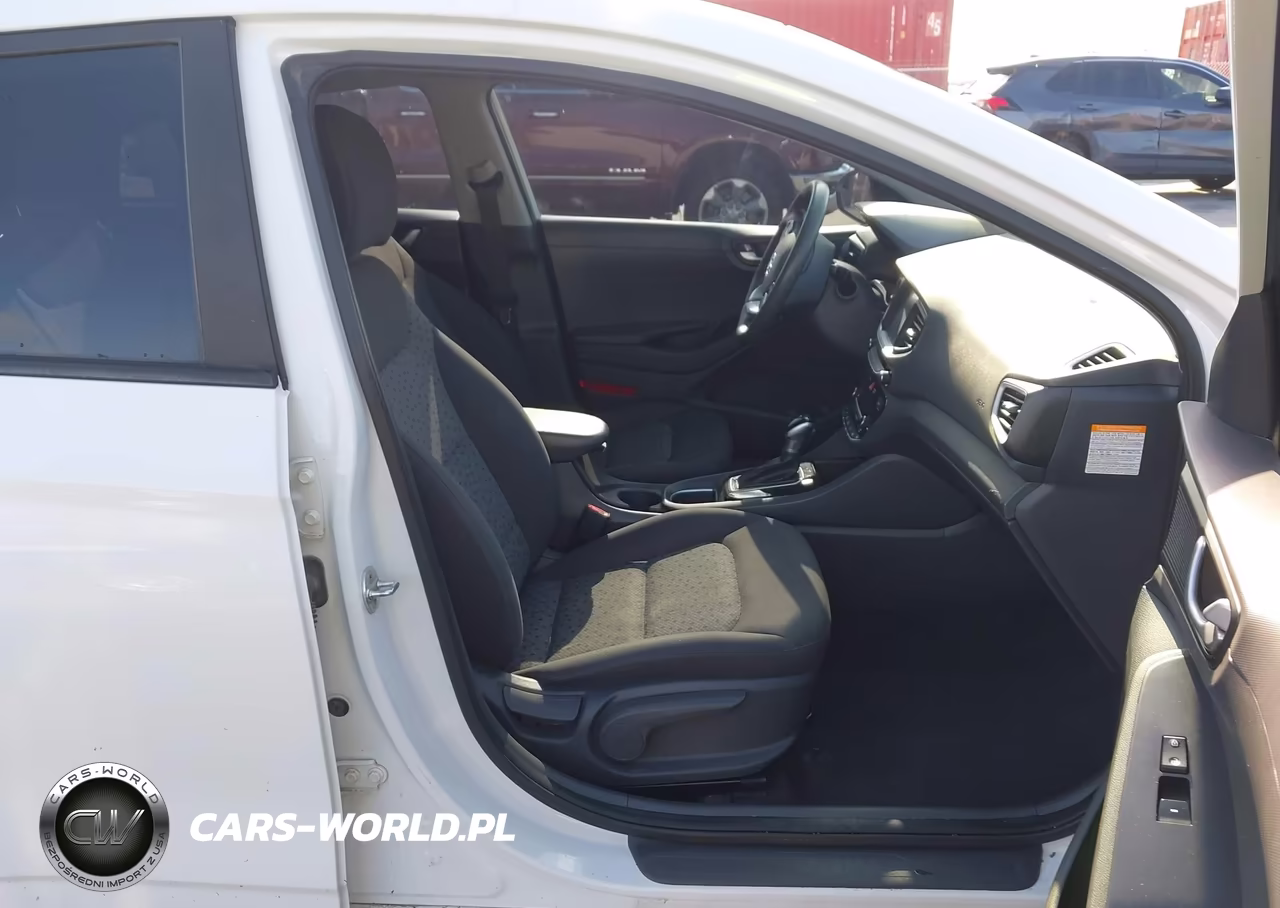 2018 Hyundai Ioniq Hybrid Blue VIN:KMHC65LC5JU075572 - 5
