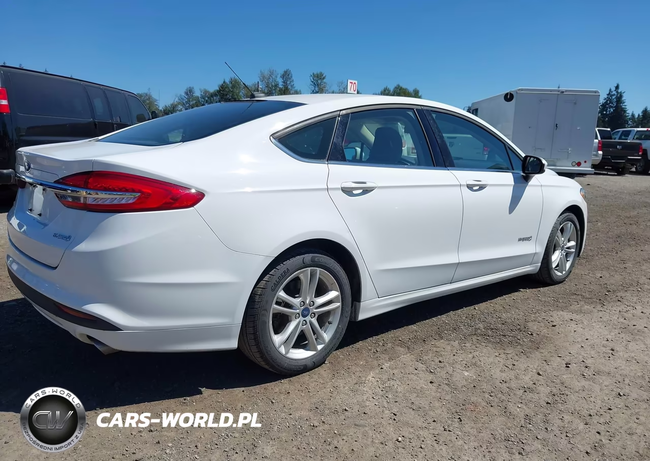 2018 Ford Fusion Hybrid S VIN:3FA6P0UU0JR243625 - 4
