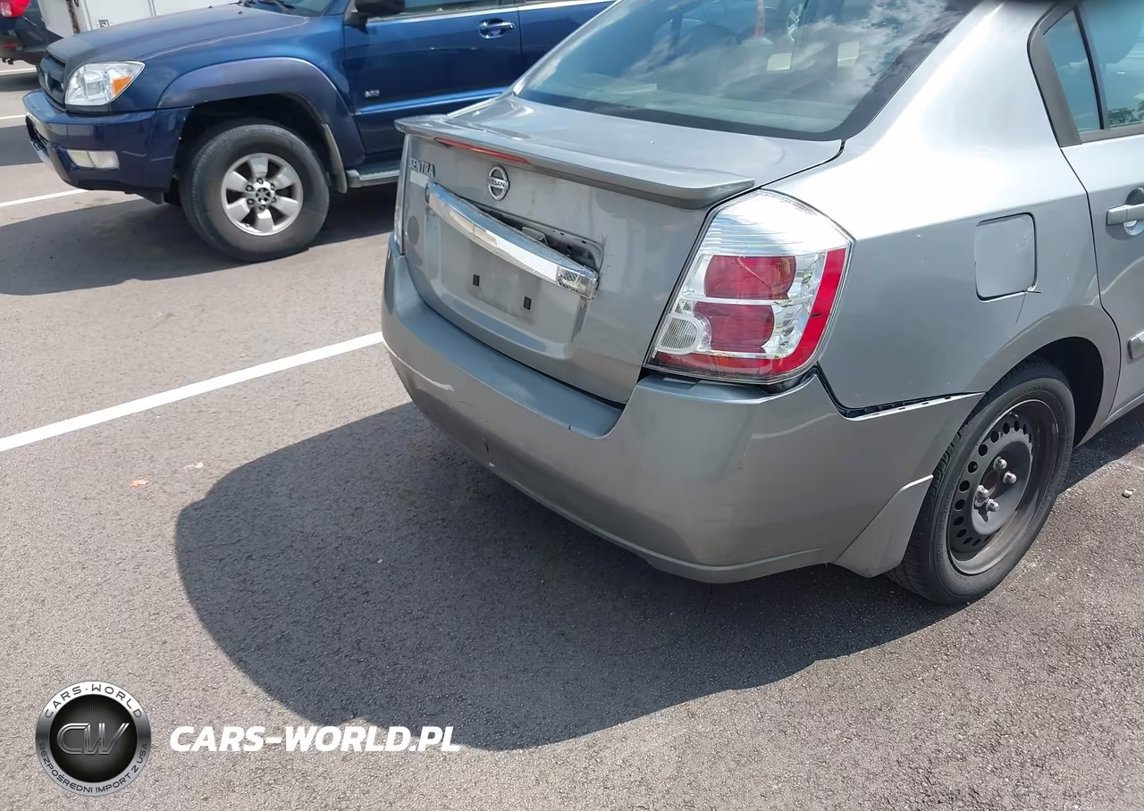 2011 Nissan Sentra 2.0S VIN:3N1AB6AP4BL704143 - 12