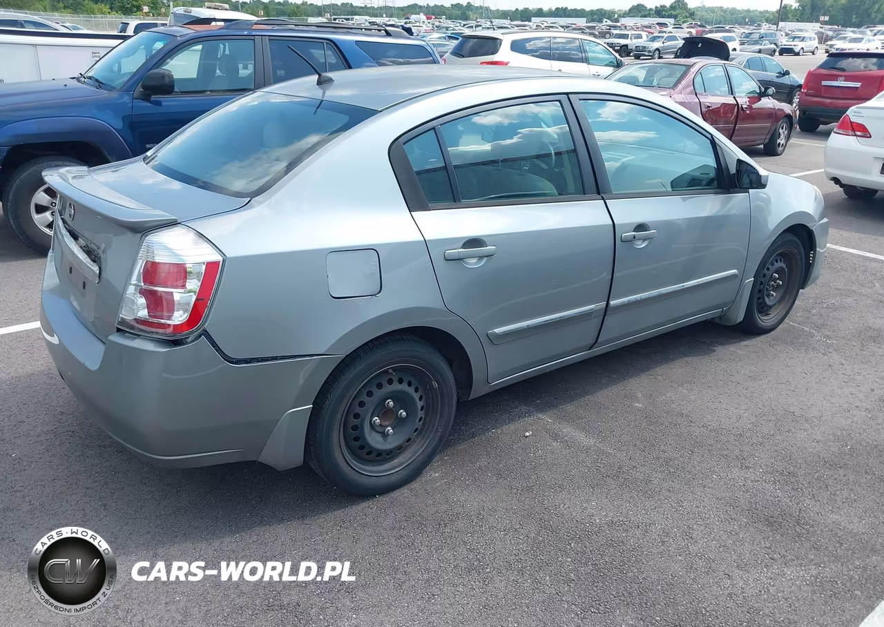 2011 Nissan Sentra 2.0S VIN:3N1AB6AP4BL704143 - 4