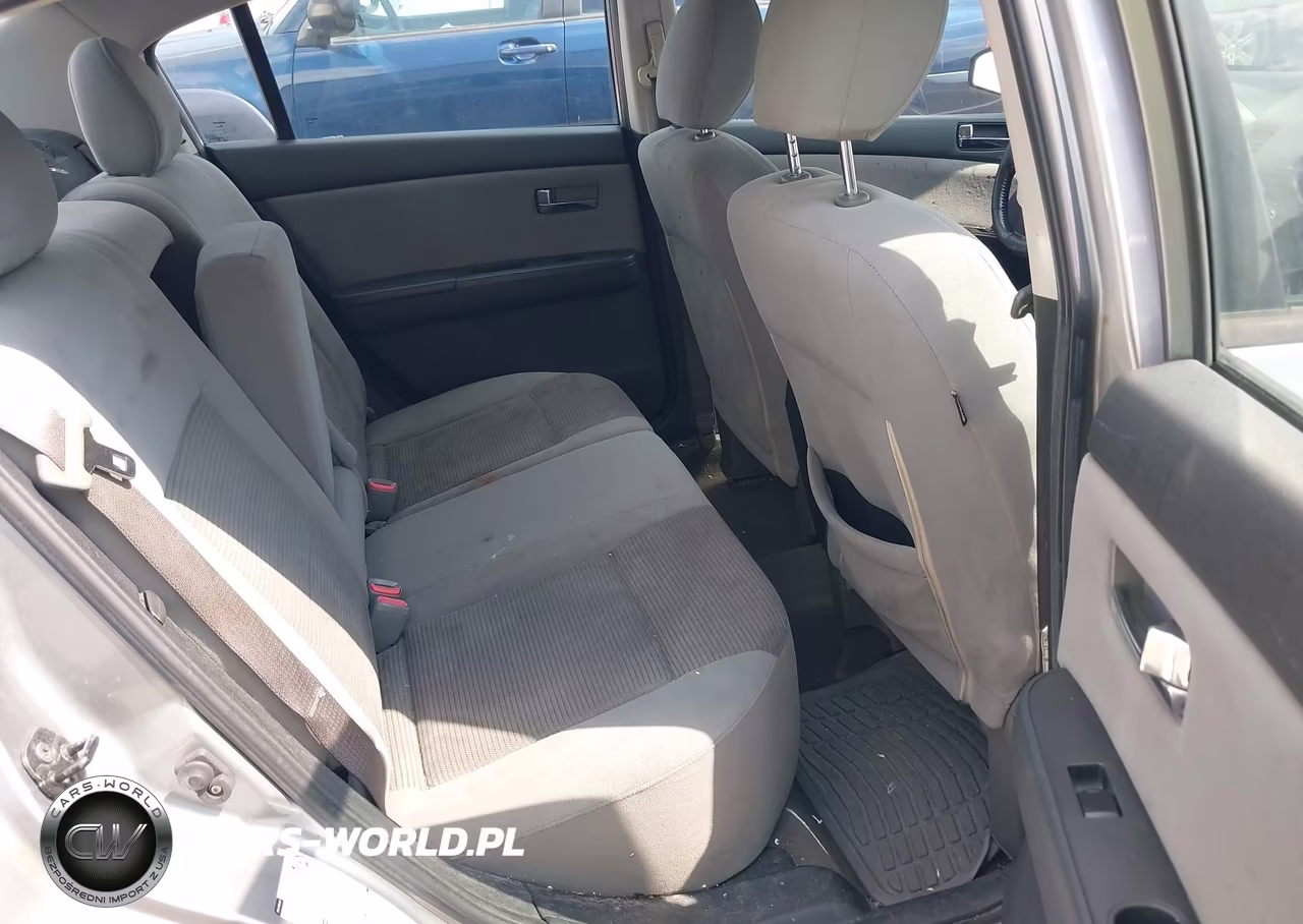 2011 Nissan Sentra 2.0S VIN:3N1AB6AP4BL704143 - 8
