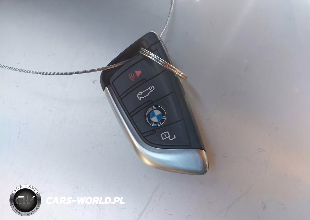2020 BMW X3 xDrive30I VIN:5UXTY5C05L9C38667 - 11