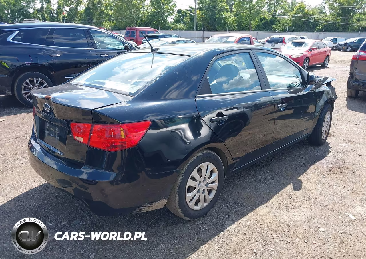 2010 Kia Forte Lx VIN:KNAFT4A27A5809439 - 4