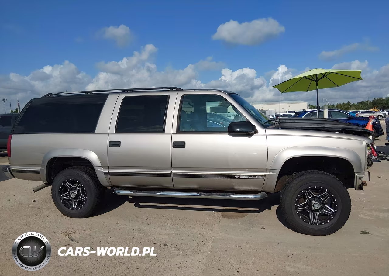 1999 Chevrolet Suburban VIN:3GNGK26R2XG237290 - 13