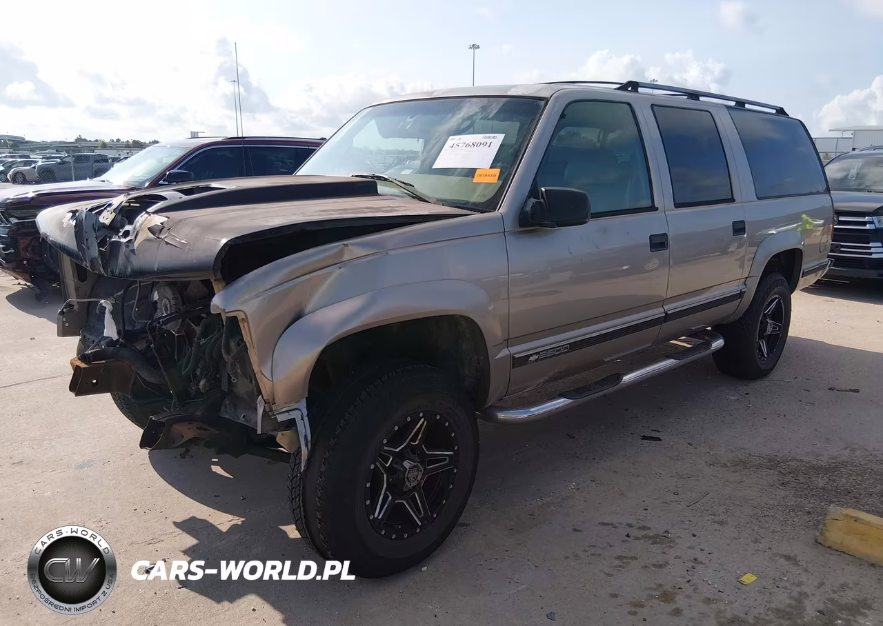 1999 Chevrolet Suburban VIN:3GNGK26R2XG237290 - 2