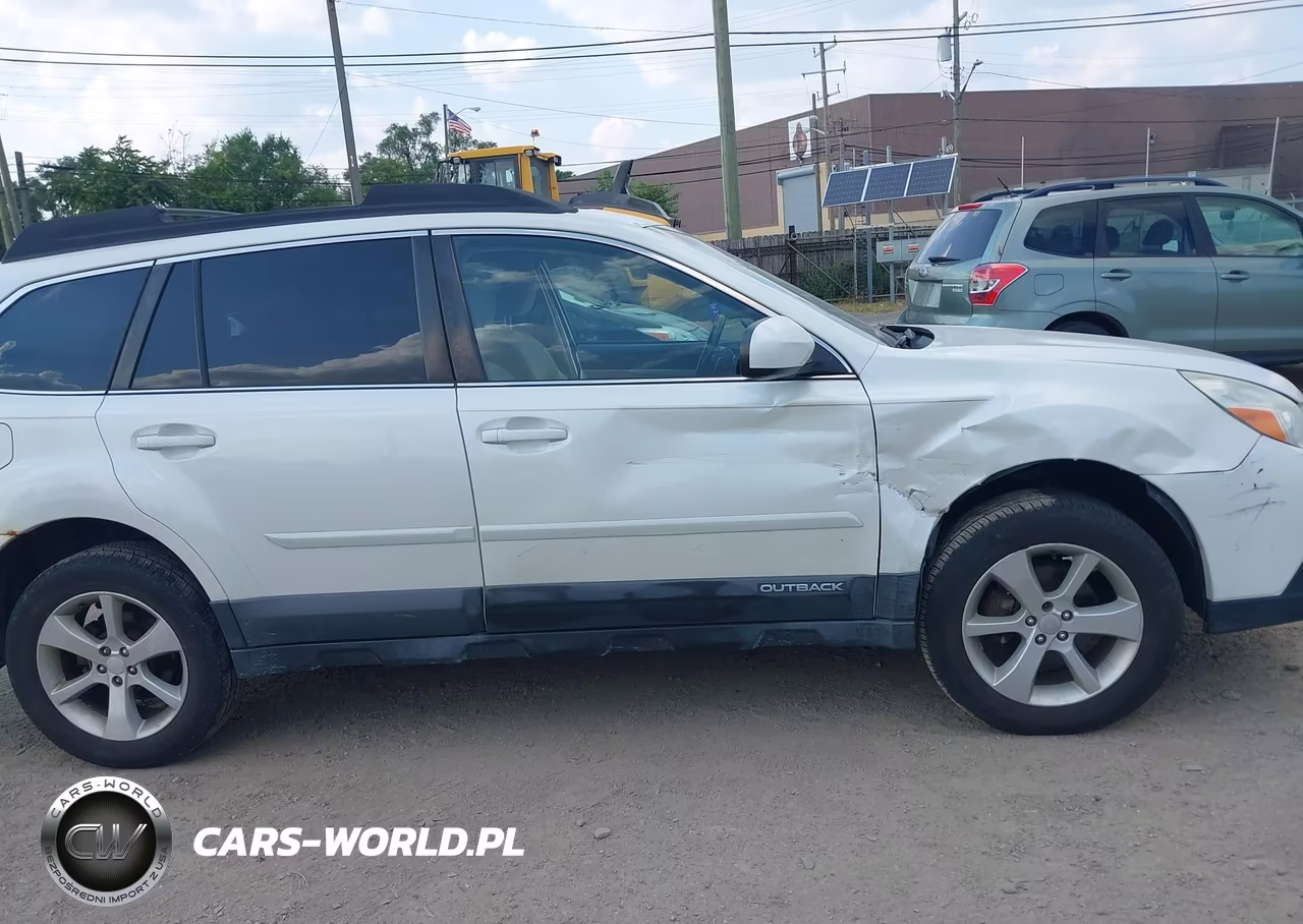 2014 Subaru Outback 2.5I Premium VIN:4S4BRBDC3E3206316 - 13
