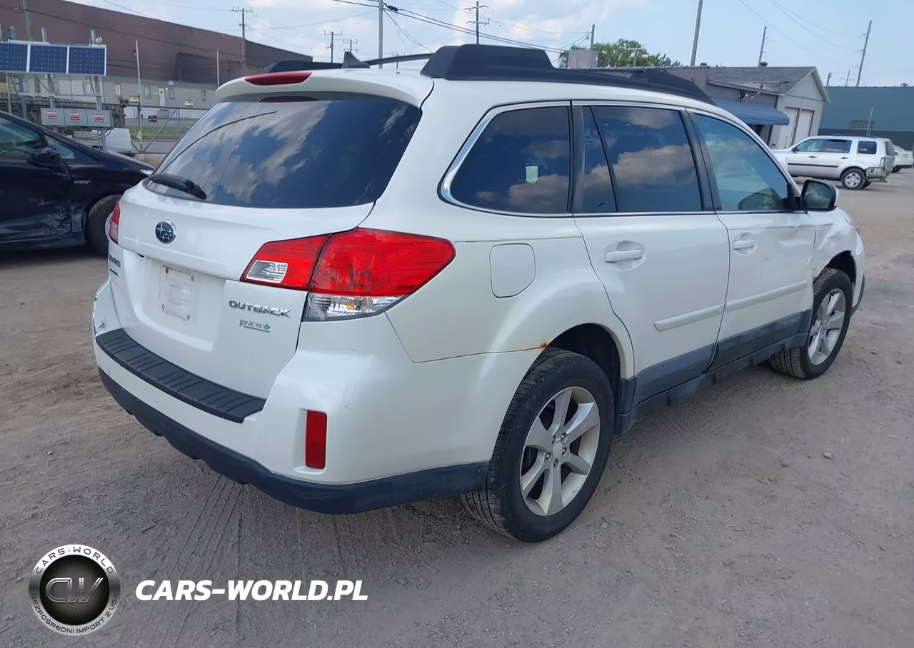 2014 Subaru Outback 2.5I Premium VIN:4S4BRBDC3E3206316 - 4