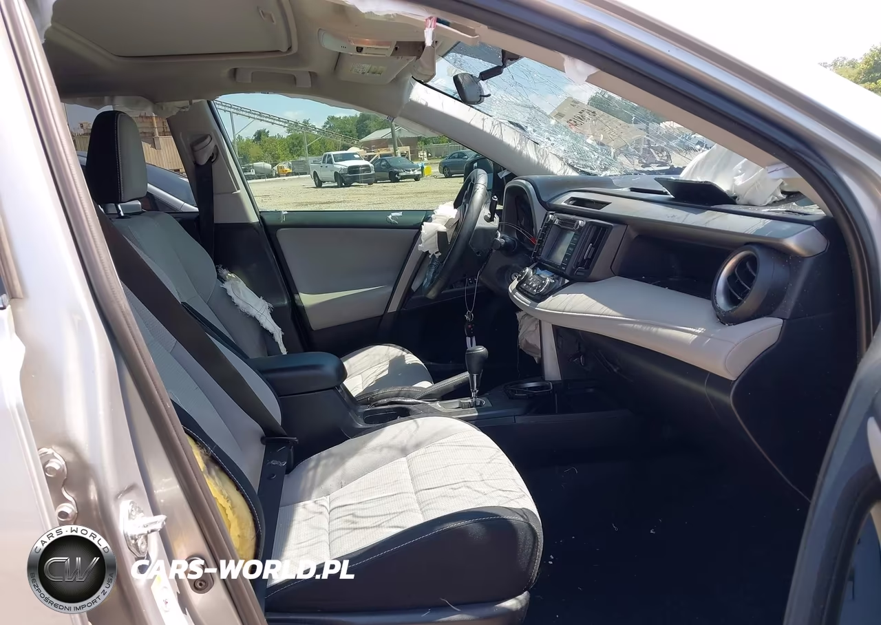 2016 Toyota Rav4 Xle VIN:2T3RFREV9GW482732 - 5