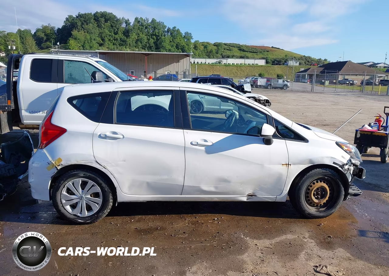 2018 Nissan Versa Note Sv VIN:3N1CE2CP0JL355843 - 14