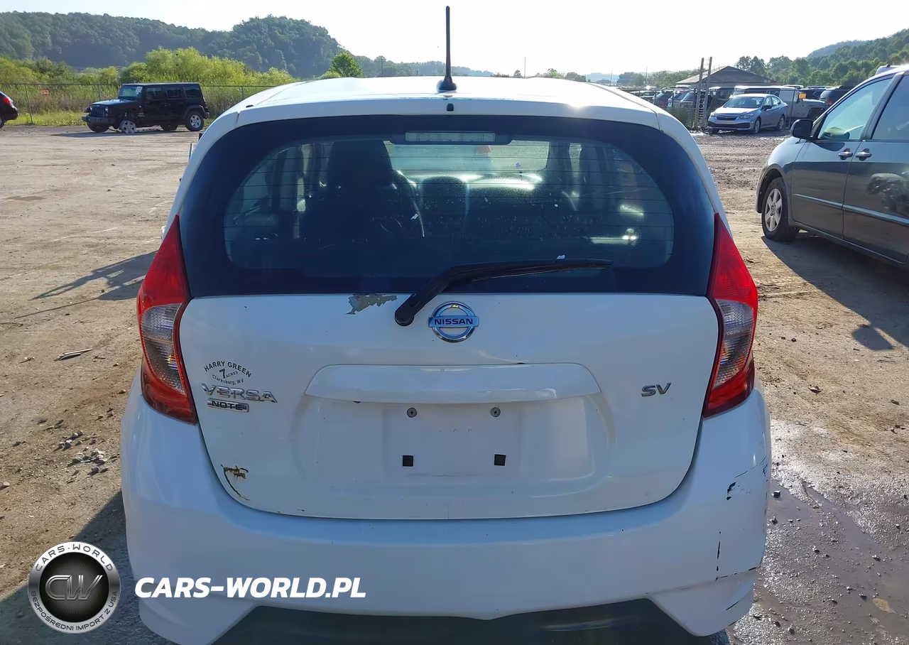 2018 Nissan Versa Note Sv VIN:3N1CE2CP0JL355843 - 17