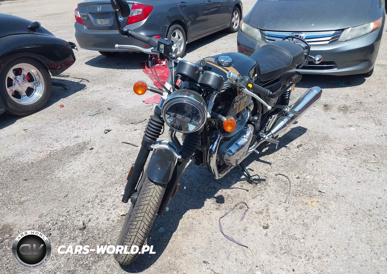 2021 Royal Enfield Motors Int 650 – zdjęcie 1 z 13