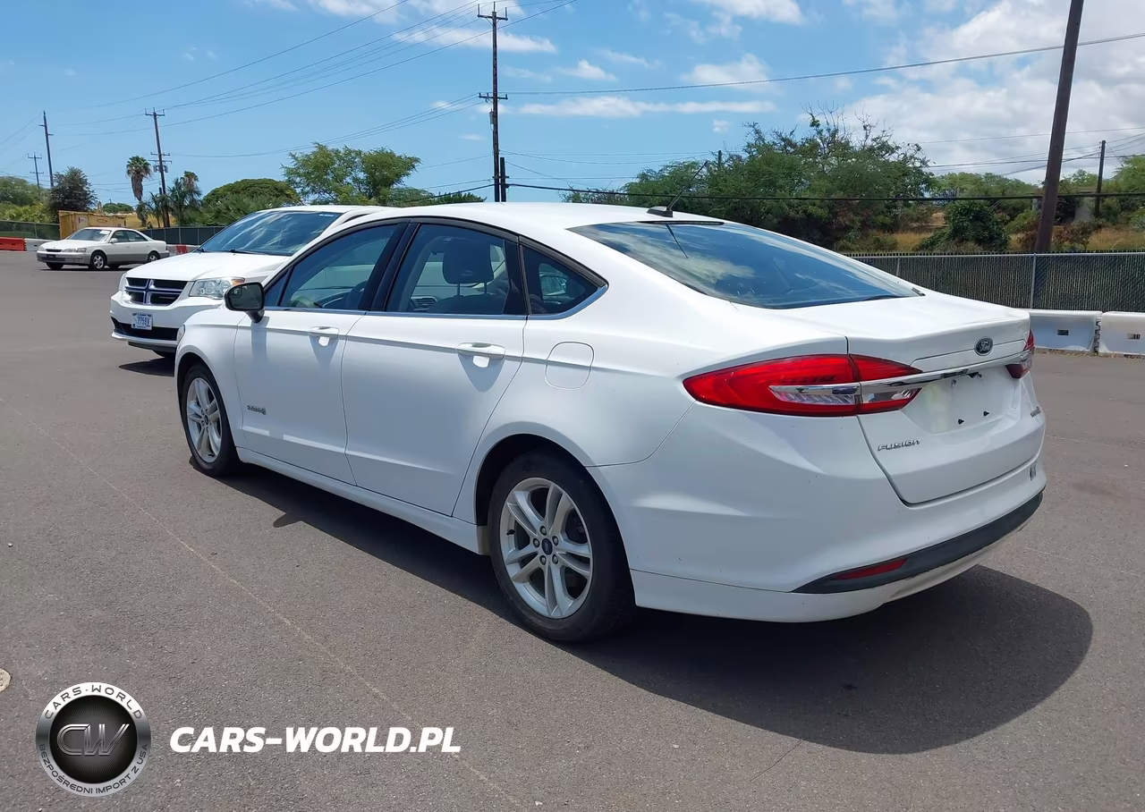 2018 Ford Fusion Hybrid S VIN:3FA6P0UU3JR235972 - 3